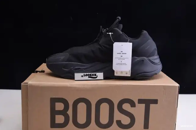 Black 700 Adidas Triple FV4440 MNVN Boost Yeezy 0519